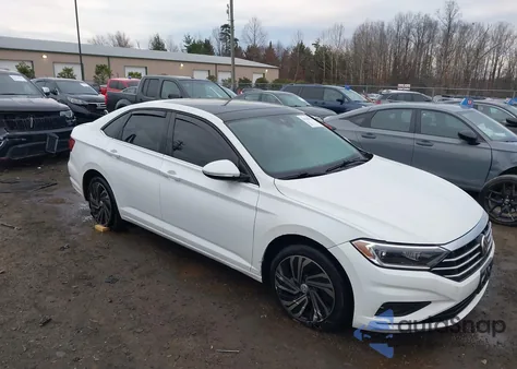 2019 Volkswagen Jetta 1.4T Sel Premium from USA, damaged, VIN 3VWG57BU1KM007058